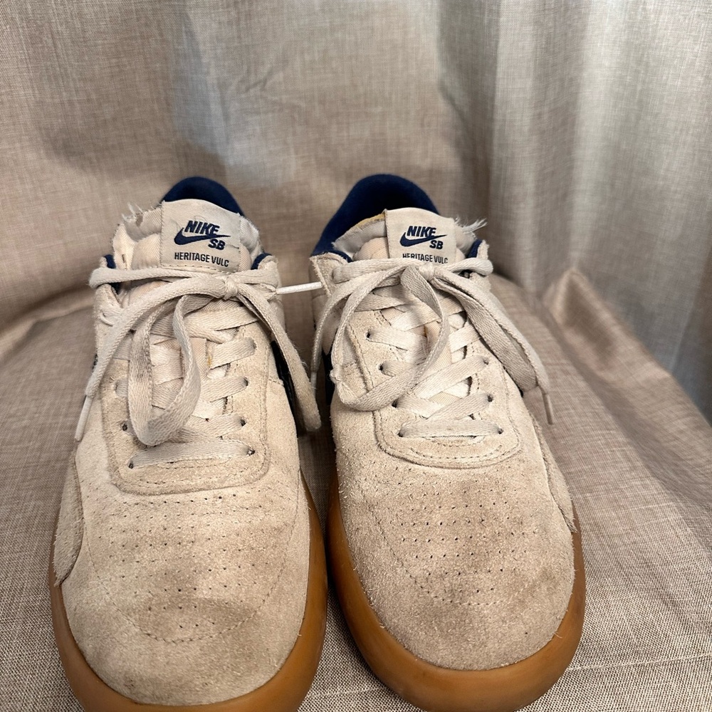 Nike SB Heritage Vulc Men's Sneakers - Cream and Brown